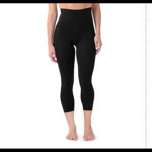 Belly Bandit Mother Tucker Postpartum Compression Capri